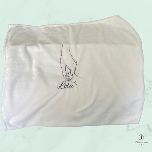 ✨ Un plaid doux et réconfortant – 80 × 100 cm - Motif Main