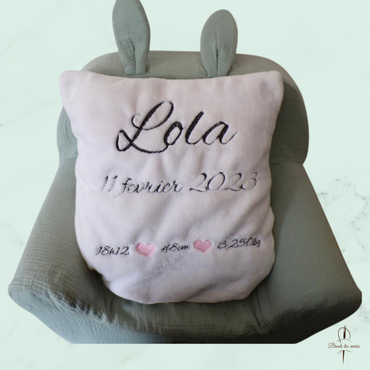 ✨ Un coussin de naissance doux et plein de tendresse – Cœur 30 × 30 cm