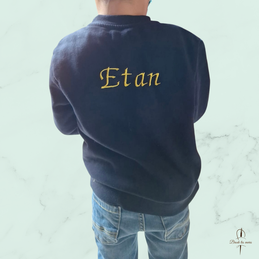 ✨ Un sweat noir unique et tendre